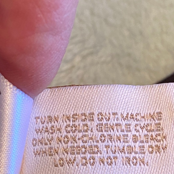 Chico’s size 1 bedazzled Print Top w/3/4” sleeve - Picture 10 of 11